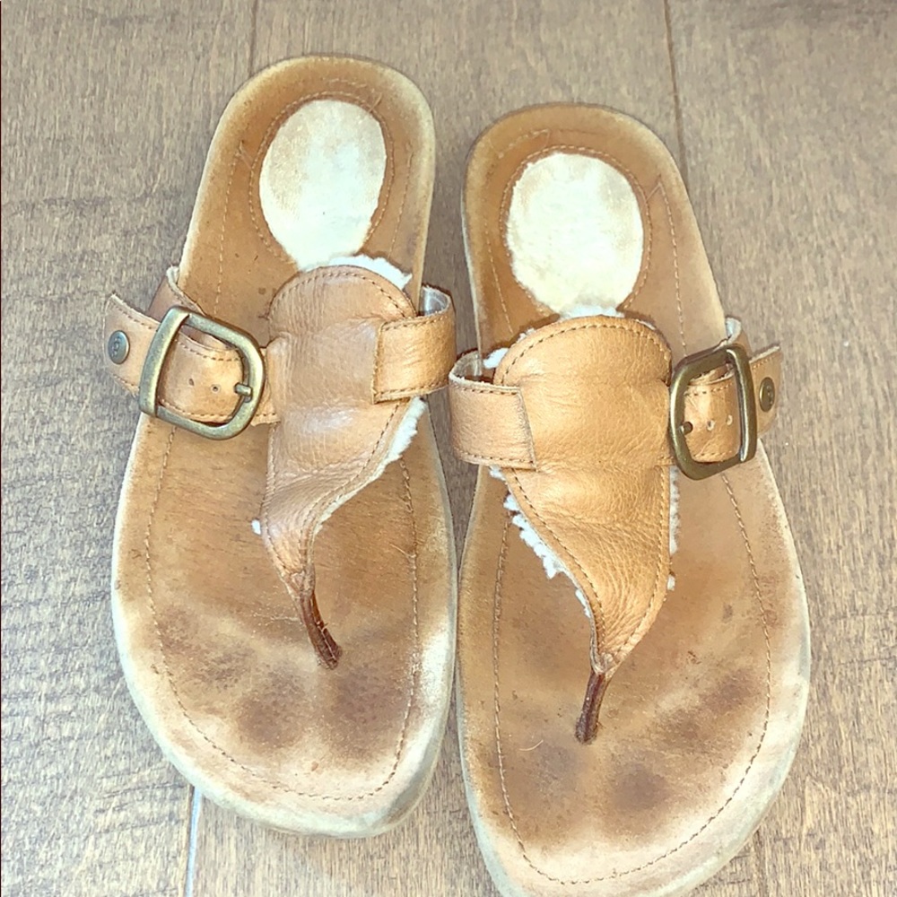 UGG Australia Gypsy Sandal Size 8